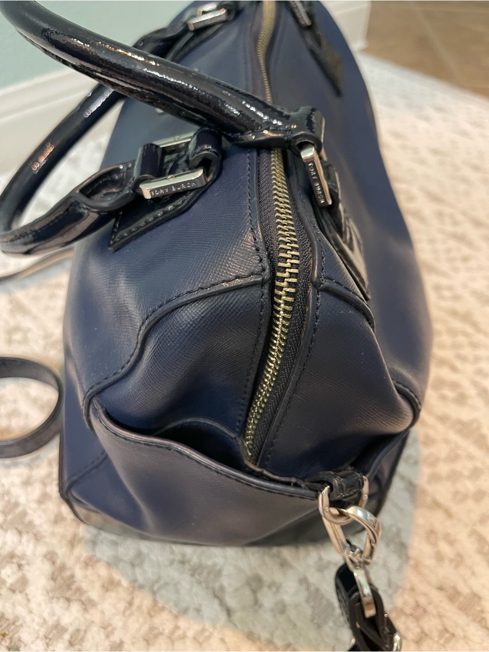kate spade Navy Leather purse - Picture 2 of 10